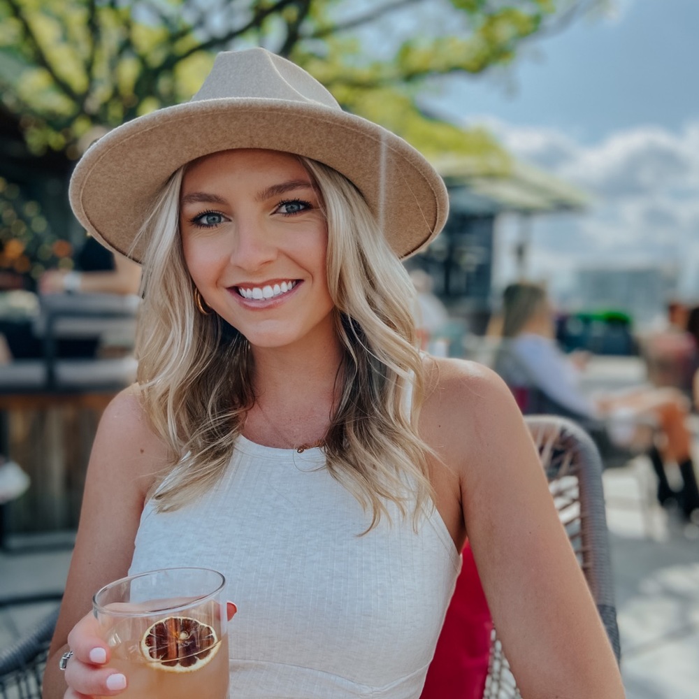 Meet your Posher, Kaelyn